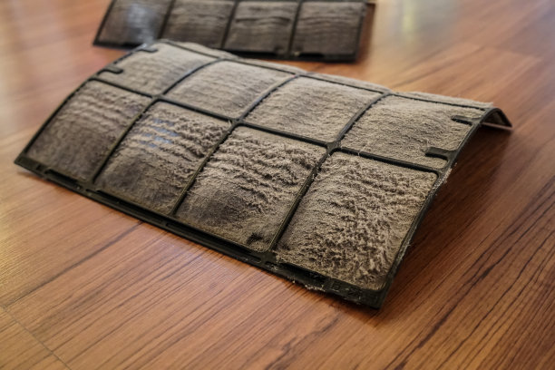 空气过滤器上有灰尘。图片下载