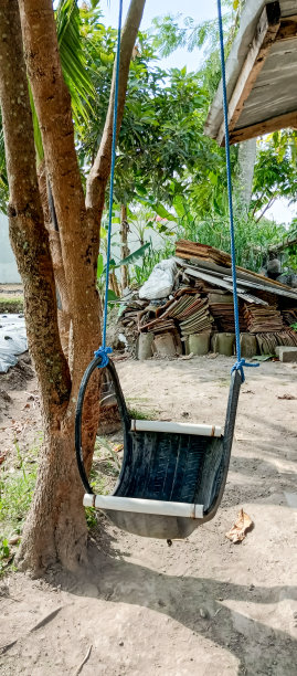 儿童玩具秋千图片下载