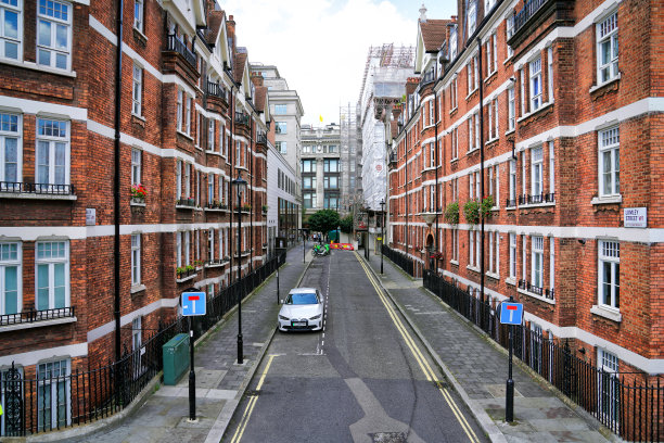 伦敦塞尔福里奇百货公司，牛津街，布朗哈特花园伦敦W1，英格兰，英国图片下载