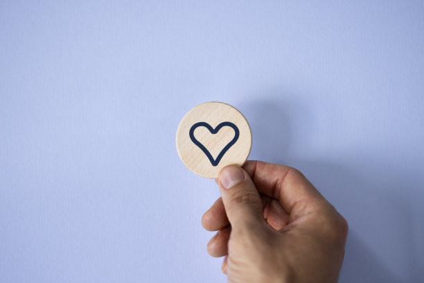 自然的治疗触摸:有机草药治疗健康和保健图片下载