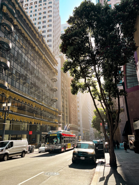 清晨的旧金山街头图片下载