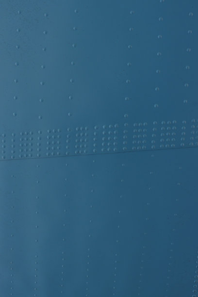 金属表面的垂直照片。图片下载