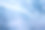 按摩浴缸是一种水压按摩系统，通过内部的压力发生器，在水中喷出气泡，使身体放松。浴缸背景与复制空间图片下载