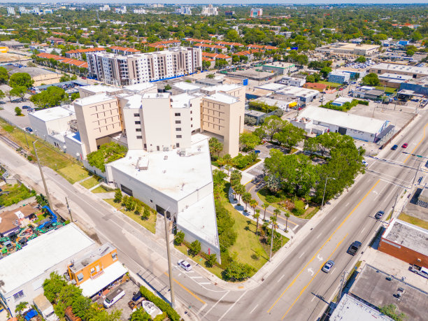 航拍照片迈阿密精神健康和康复中心位于西北第七大道2200号图片下载
