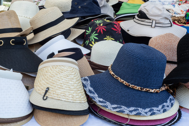 各种各样的帽子图片下载