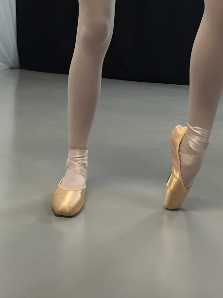 芭蕾舞鞋图片下载