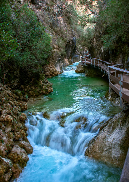 Cerrada de Elías位于Borosa河、Cazorla、Segura和Las Villas自然公园。图片下载