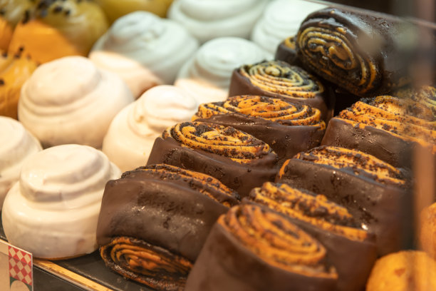 面包店里的甜面包图片下载