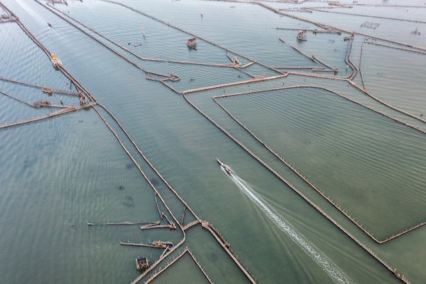 鸟瞰Chuon泻湖，顺化，越南图片下载