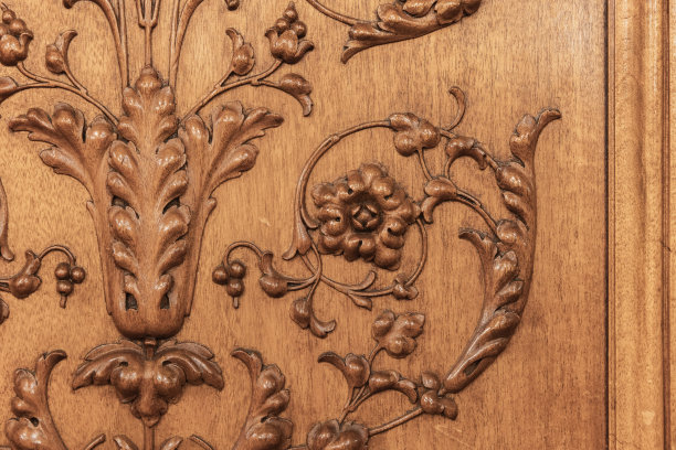 复古木墙板的装饰雕刻图案，特写照片图片下载