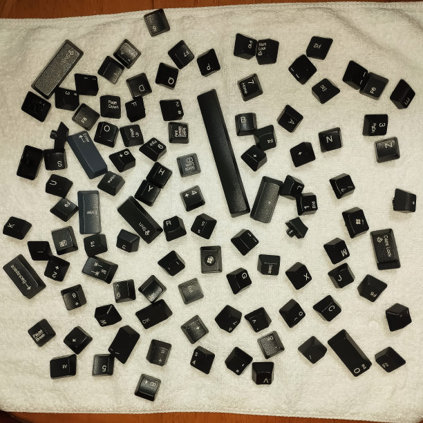 分离式键盘盖清洗后风干图片下载