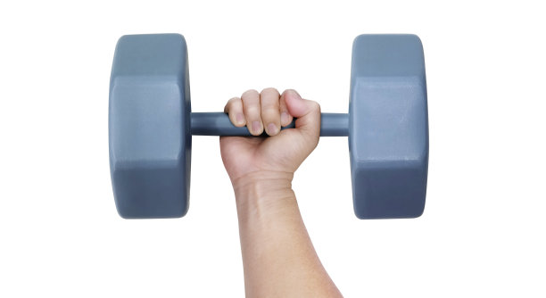 手持哑铃的男子被隔离在白色背景上。图片下载