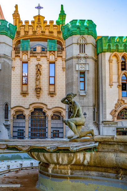 圣特蕾莎和圣约瑟夫教堂，圣特蕾莎教堂位于西班牙马德里图片下载