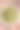 白色瓷碗里一堆绿豆(Vigna radiata)的特写图片，健康的食物，忧郁的棕色背景，抬高的视角图片下载