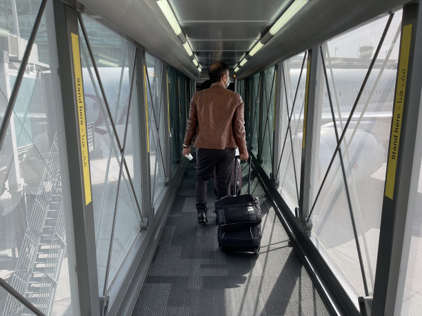 世界上最大的机场之一，哈马德国际机场与选择性重点。图片下载