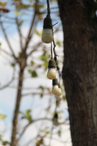 旧灯柱图片下载