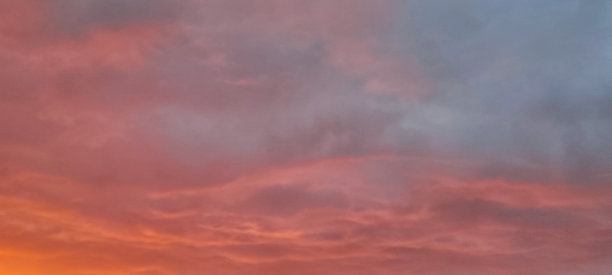 橙色，和浅灰色日落图片，南威尔士，英国，涟漪，线条照明效果图片下载