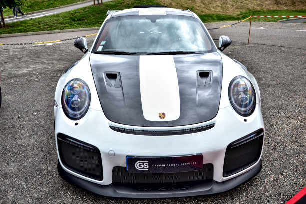 黑白保时捷图片下载