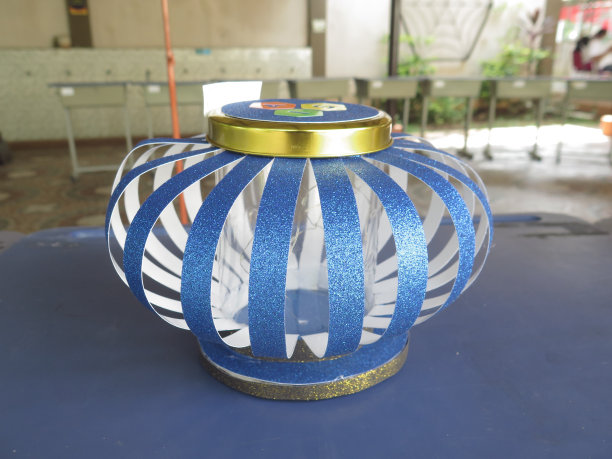 回收的工艺品图片下载