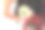 新娘和新郎手持花束的腹部图片下载