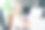 漂亮的老板照片成熟的女人工作的经济学家图手持设备穿着正装舒适的光启动办公室阁楼房间内部图片下载