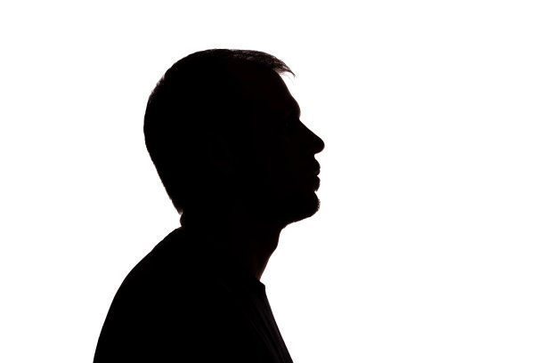 男子年轻未剃须的商人商务服装剪影-白色背景孤立图片下载