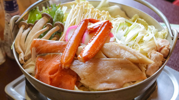 日式海鲜火锅乌冬面图片下载