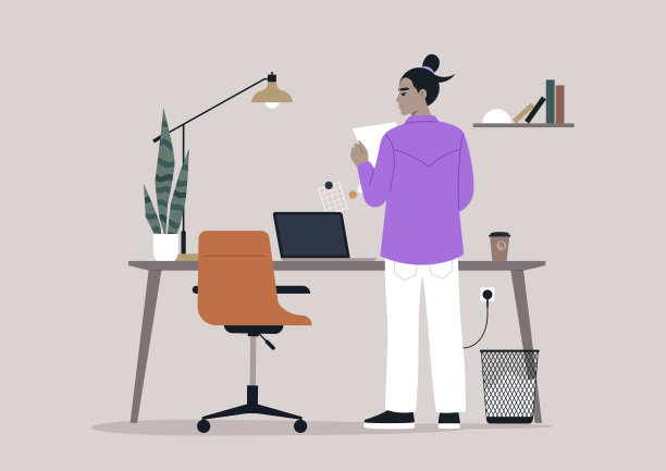 一个穿着紫色衬衫的人站在现代办公室里一张时髦的桌子旁，若有所思地审阅着一份文件图片下载