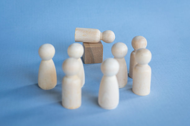 失败或死亡的领导概念。图片下载