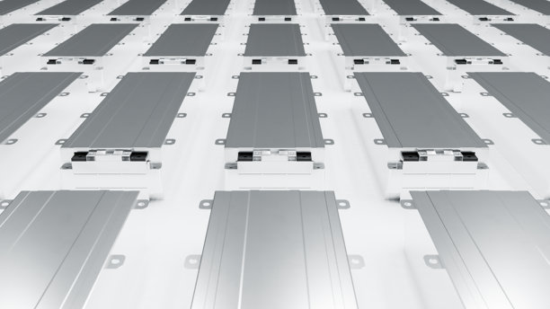 电动汽车锂离子充电电池模组内部金属外壳包装用于汽车，新型固体锂离子电池组制造用于交通运输储能行业3D渲染图片下载