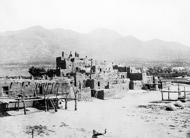 古董照片:陶斯的普韦布洛，新墨西哥州图片下载