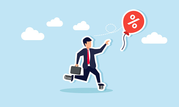 一个商人穿着带刺的鞋子奔向一个红色的折扣气球，插图概念的赛车，以确保折扣或促销提供的产品或服务图片下载