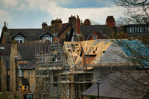 在北约克郡哈罗盖特的经典住宅中的城市建设图片下载