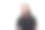 一个15岁的棕色头发的女孩穿着一件黑色的基本款t恤图片下载