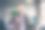 年轻的公司男子拿着笔记本电脑拇指向上穿衬衫阁楼内部现代办公室室内的照片图片下载