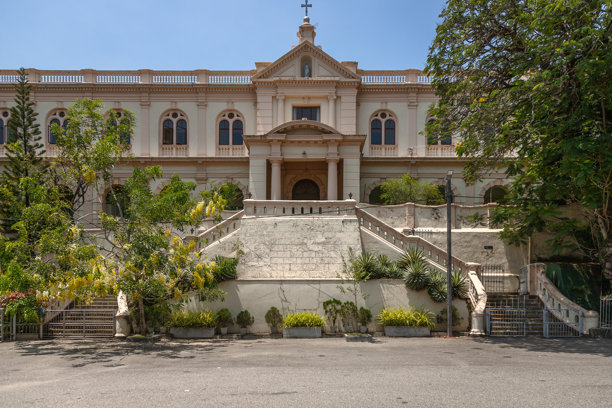 斯里兰卡，科伦坡，圣卢西亚大教堂附近的建筑图片下载