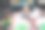 可爱的小女孩画树流苏胡子穿衬衫阁楼室内公寓室内的照片图片下载