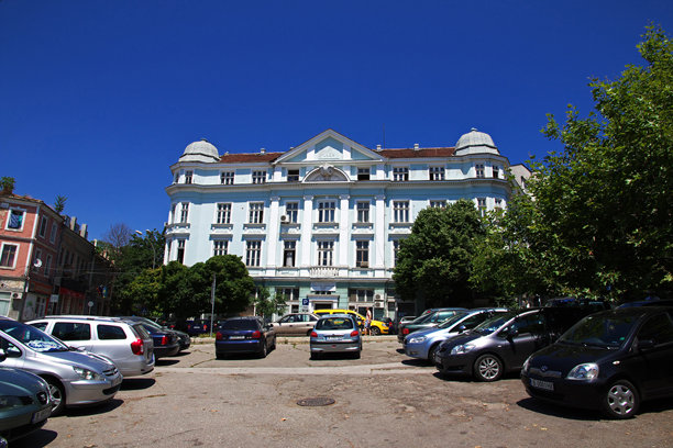 保加利亚黑海沿岸瓦尔纳的老式房子图片下载