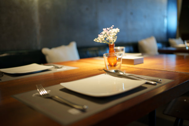 西餐餐桌图片下载