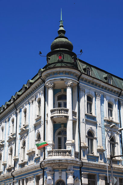 保加利亚黑海沿岸瓦尔纳的老式房子图片下载