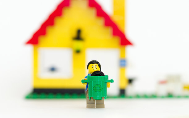 城市市政回收垃圾收集工人图片下载