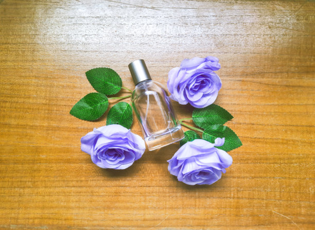 瓶香水图片下载