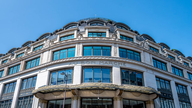 法国巴黎，Le Bon march<s:1>百货公司的外立面图片下载