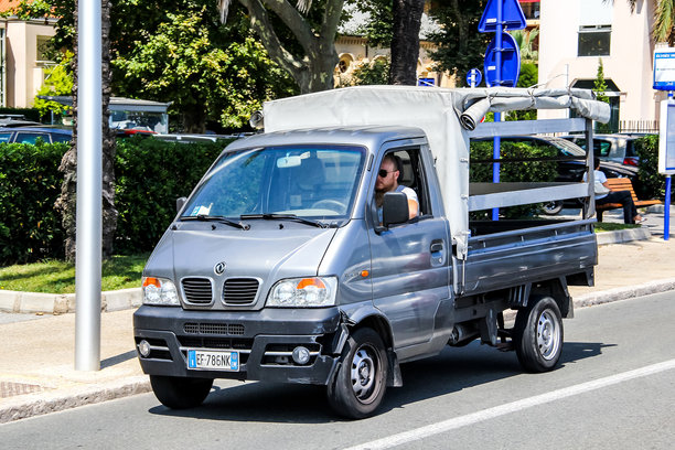 东风维多利亚图片下载