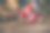 照片无忧无虑的时髦的疯狂爷爷享受冬季户外张开双手跳舞派对庆祝活动雪街图片下载