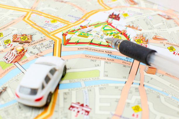 莫斯科地图细节-小汽车前往克里姆林宫的概念图片下载