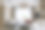 过渡室内设计的房间与现代沙发和日光图片下载