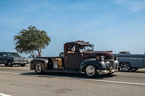 1946年道奇WD20皮卡图片下载