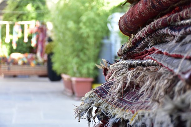 伊朗设拉子：莫希尔集市图片下载