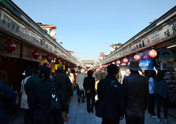 东京浅草的中见寺购物街图片下载